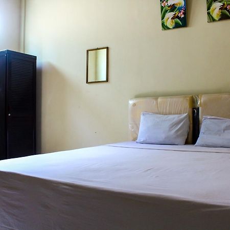 Lolo Beach Inn Legian Εξωτερικό φωτογραφία