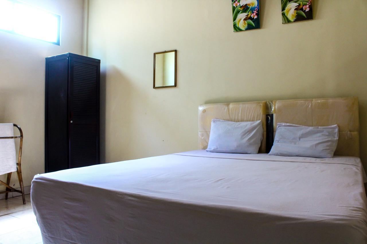 Lolo Beach Inn Legian Εξωτερικό φωτογραφία