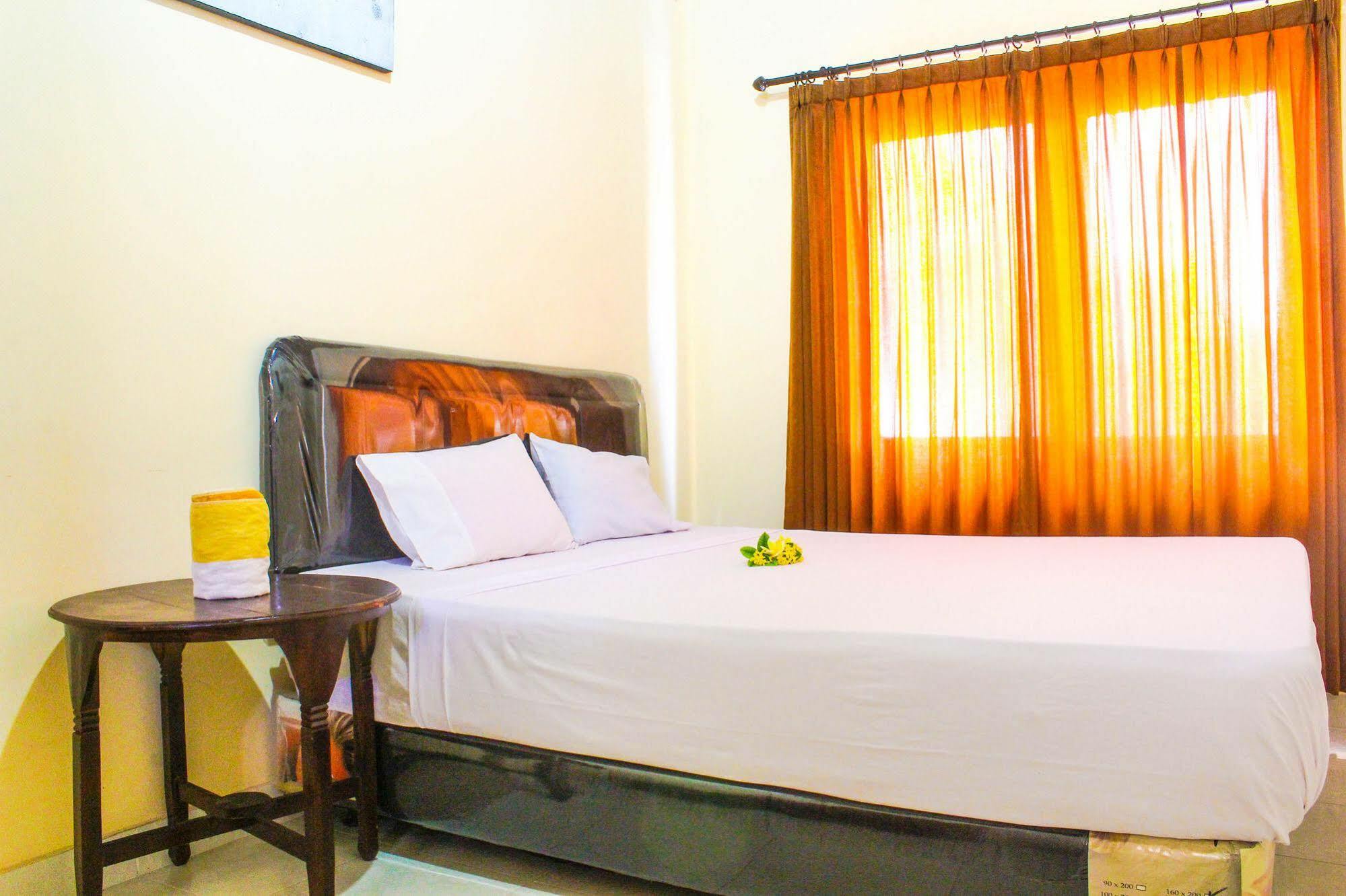 Lolo Beach Inn Legian Εξωτερικό φωτογραφία