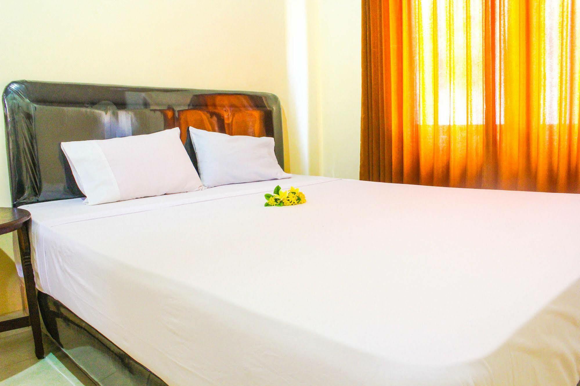 Lolo Beach Inn Legian Εξωτερικό φωτογραφία